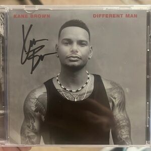 🔥SIGNED KANE BROWN CD🔥